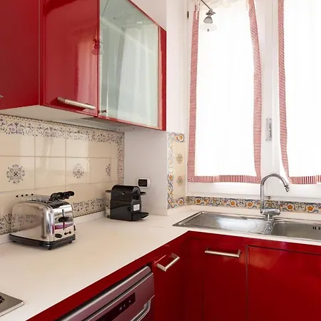 Casa Angelica, A Burghesius Διαμέρισμα *