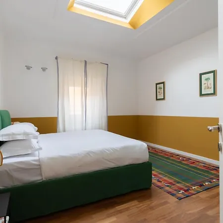 Casa Angelica, A Burghesius Διαμέρισμα *